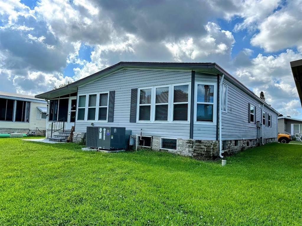 1001 Starkey Road, Unit 358 Largo, FL 33771 - Photo 5 of 38