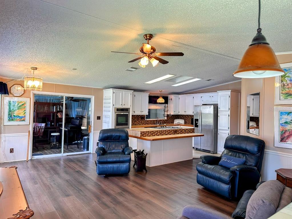 1001 Starkey Road, Unit 358 Largo, FL 33771 - Photo 10 of 38