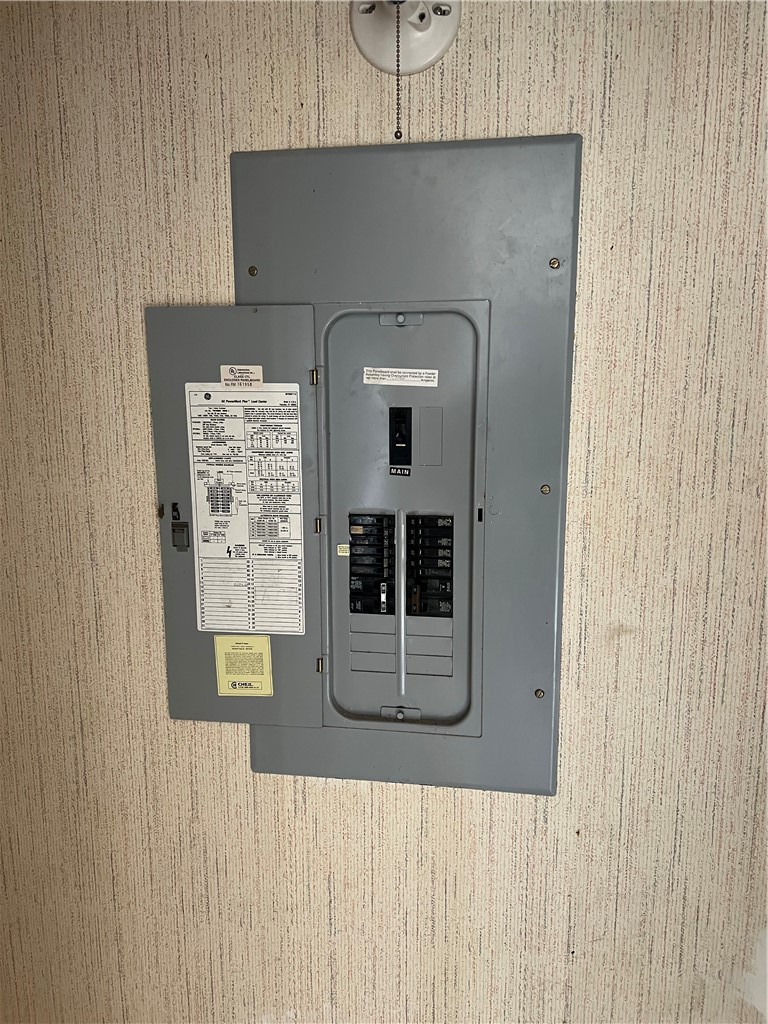 1515 Old Jesup Road Brunswick, GA 31520 - Photo 9 of 23