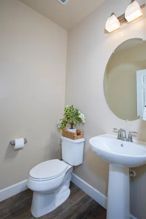 $560,000 | 1041 Ridge Creek Estates Way, Dinuba, CA 93618