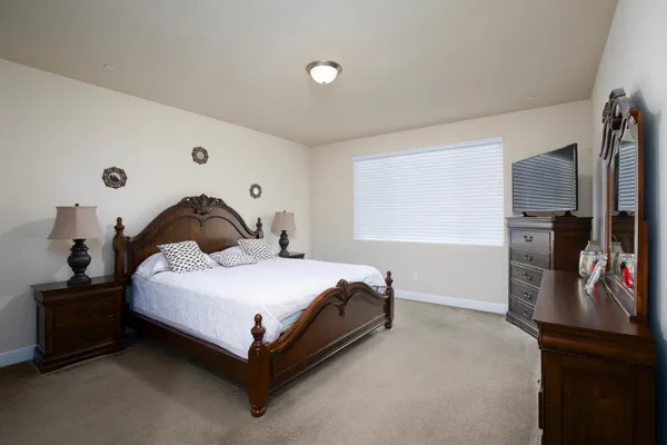 $560,000 | 1041 Ridge Creek Estates Way, Dinuba, CA 93618