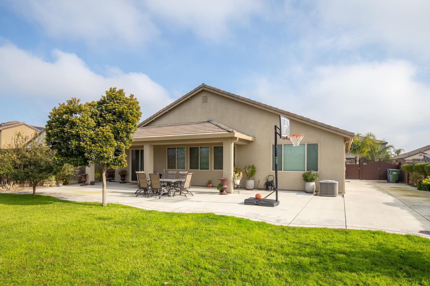 1041 Ridge Creek Estates Way Dinuba, CA 93618 - Photo 60 of 62