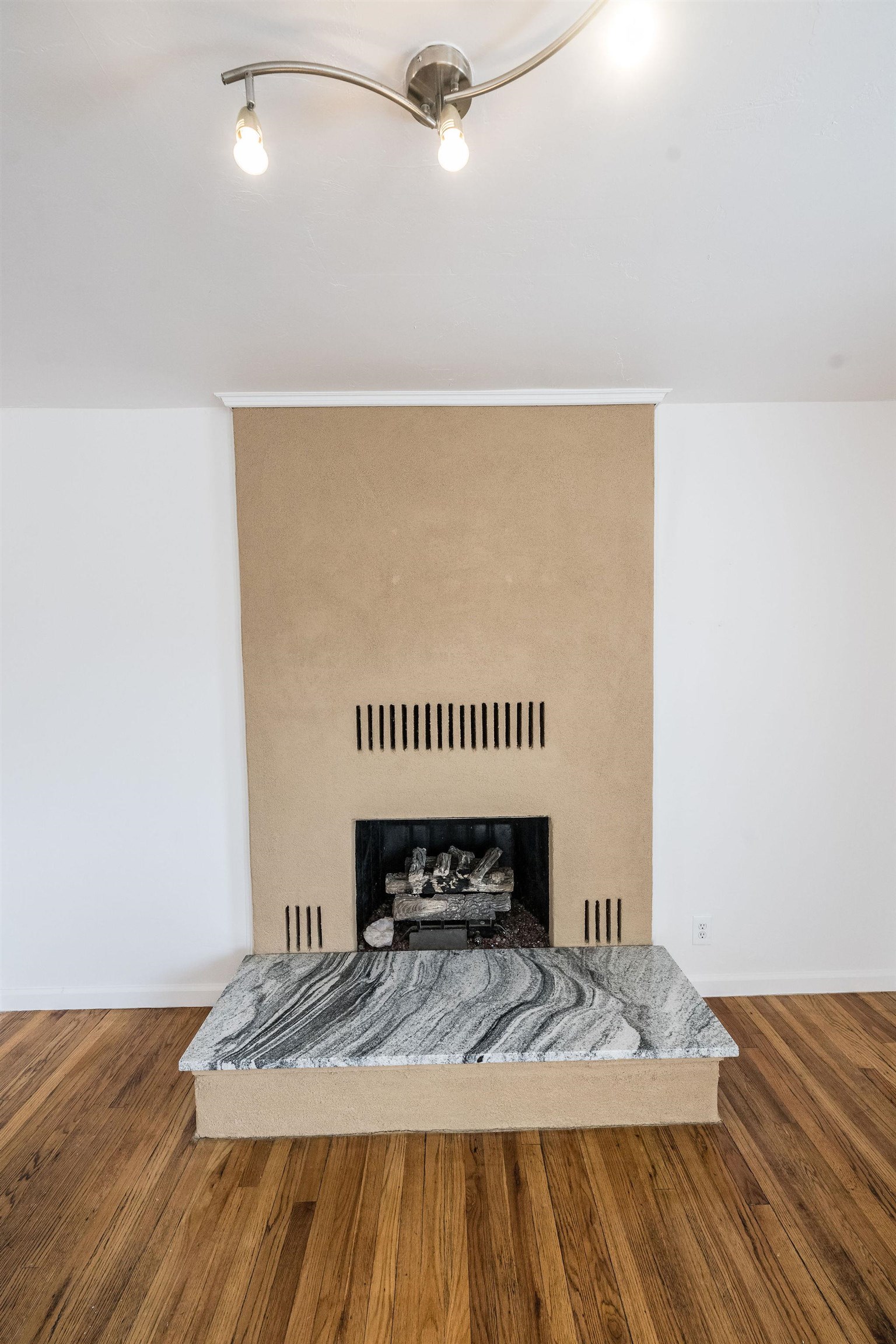 3140 F F 1/2 Road Grand Junction, CO 81504 - Photo 5 of 25 Gallery Image 5