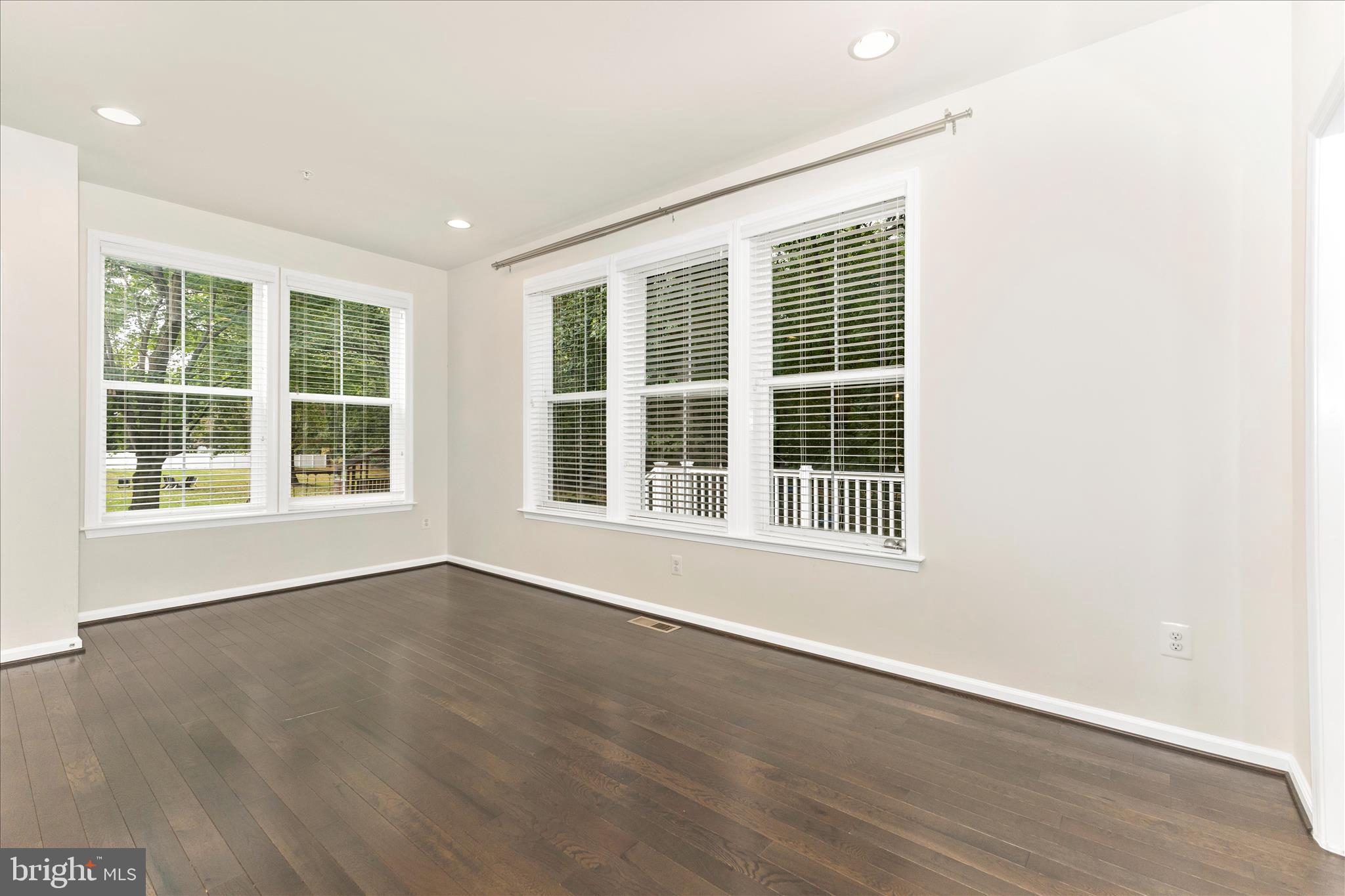 12328 Timber Grove Road Owings Mills, MD 21117 - Photo 19 of 52 Sunroom