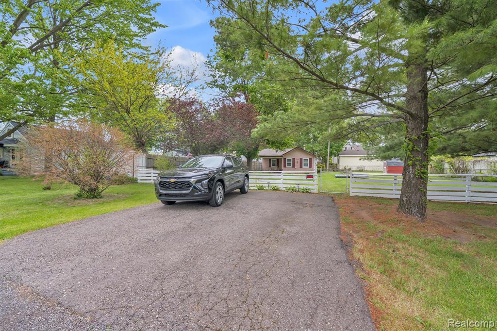 11063 Jackson Street Taylor, MI 48180 - Photo 10 of 21