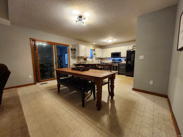 $269,900 | 250 West Allen Street, Markle, IN 46770