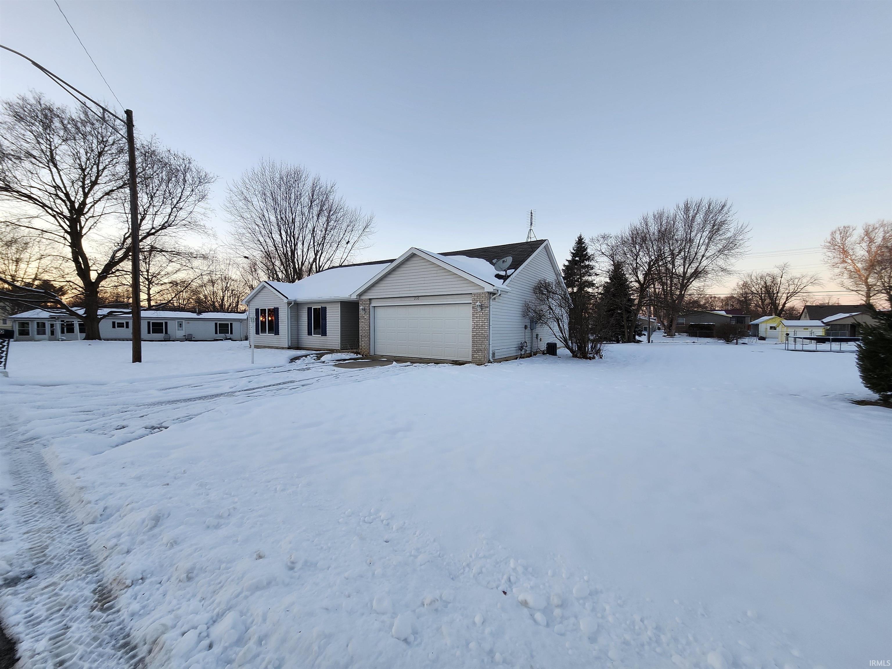 250 West Allen Street Markle, IN 46770 - Photo 3 of 31