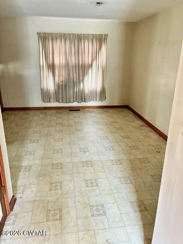 43 Carnell Street Jackson, TN 38301 - Photo 5 of 14 FullSizeR (23)