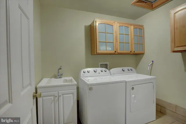 $549,999 | 409 William Drive, Shippensburg, PA 17257