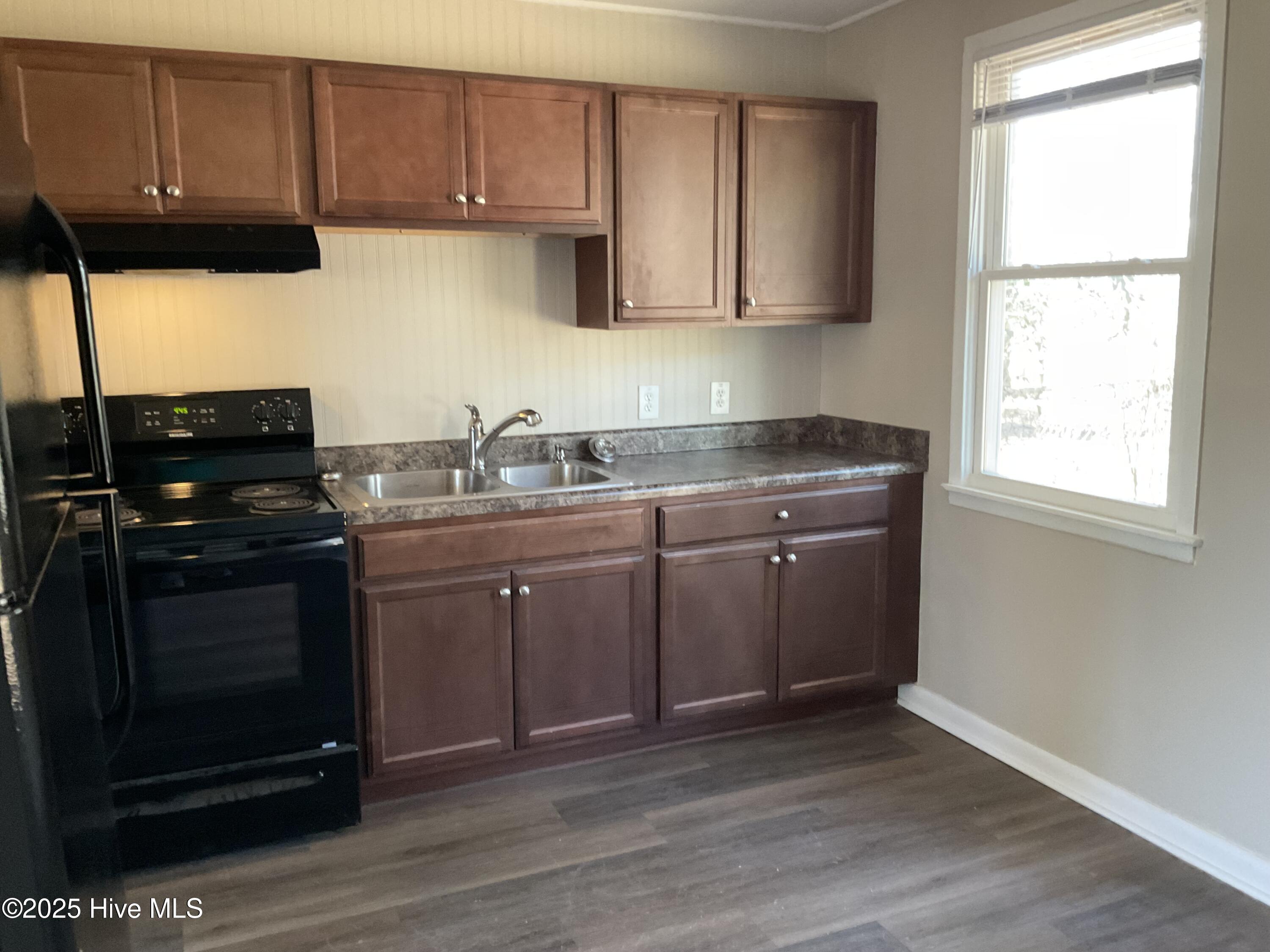 503 Elm Street Jacksonville, NC 28540 - Photo 6 of 8 IMG_9411