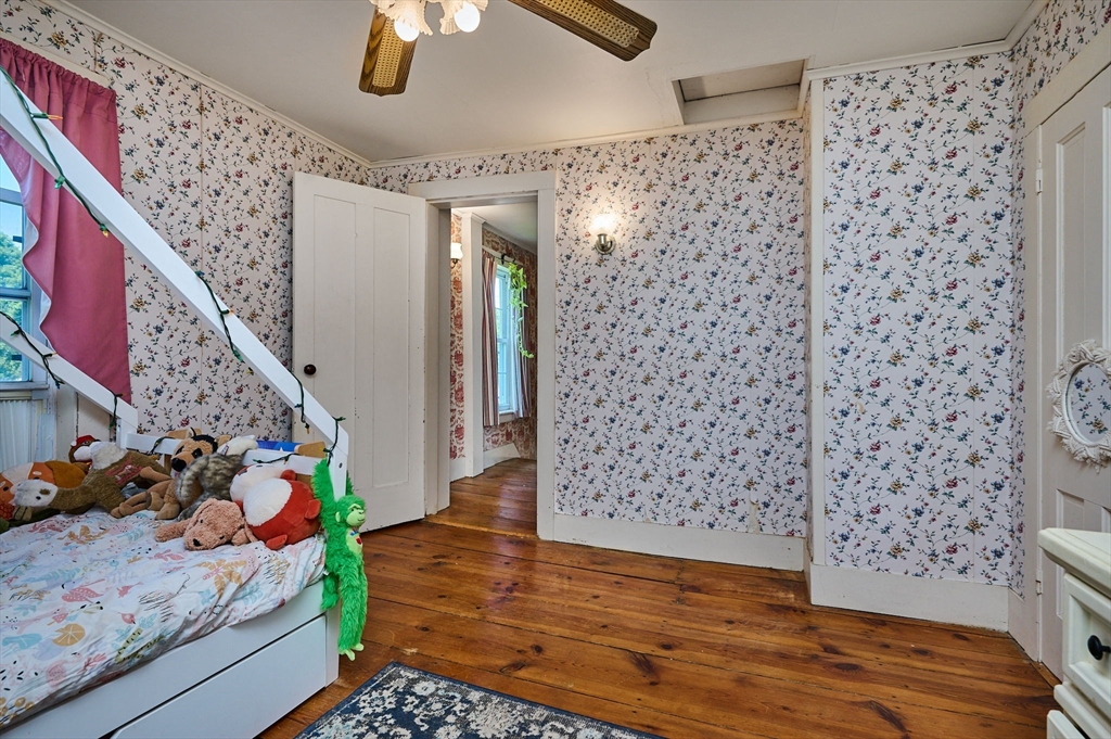 666 Montgomery Road Westfield, MA 01085 - Photo 28 of 42