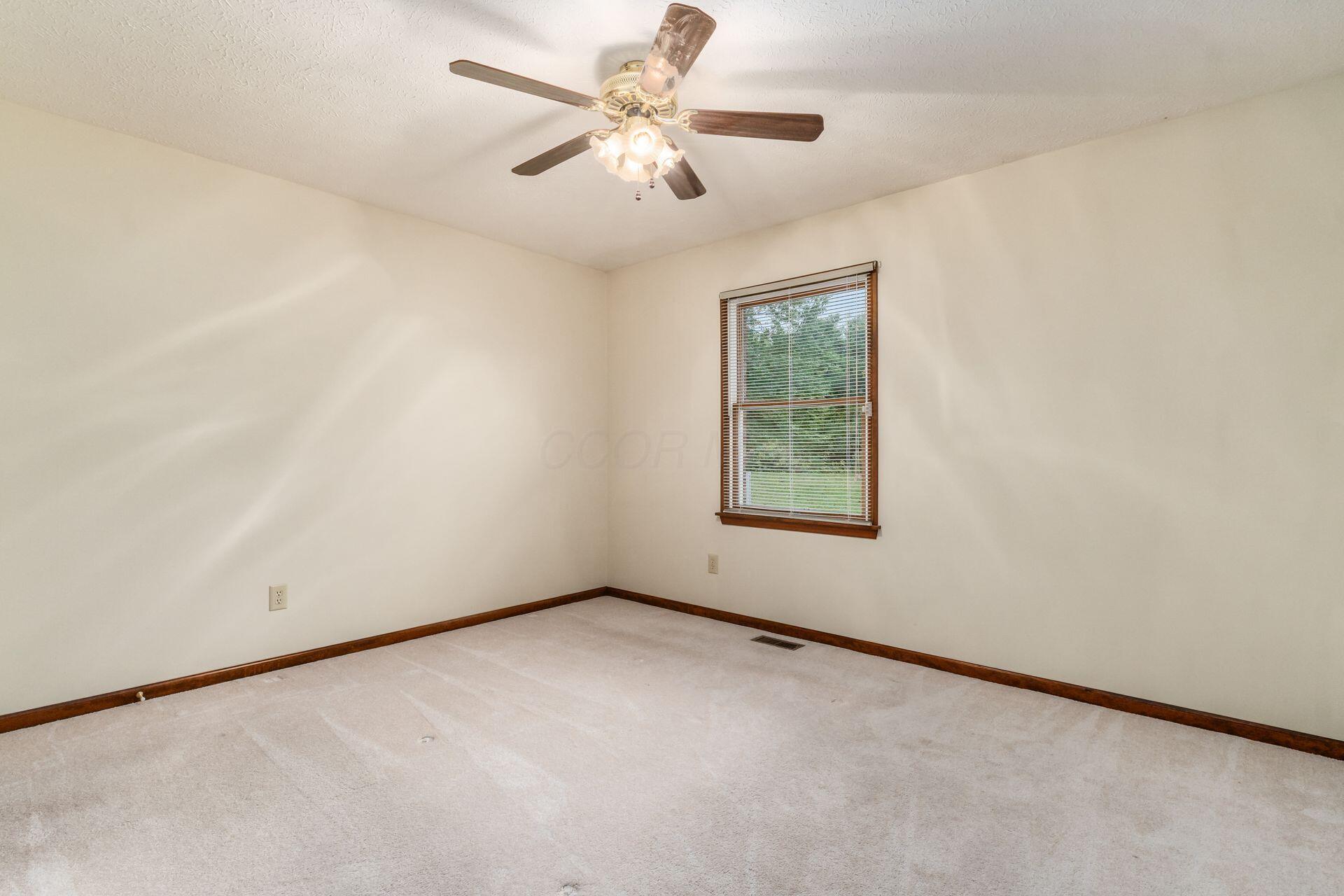 4670 York Road Southwest Pataskala, OH 43062 - Photo 16 of 45 016_Rd. SW Pataskala OH 43062