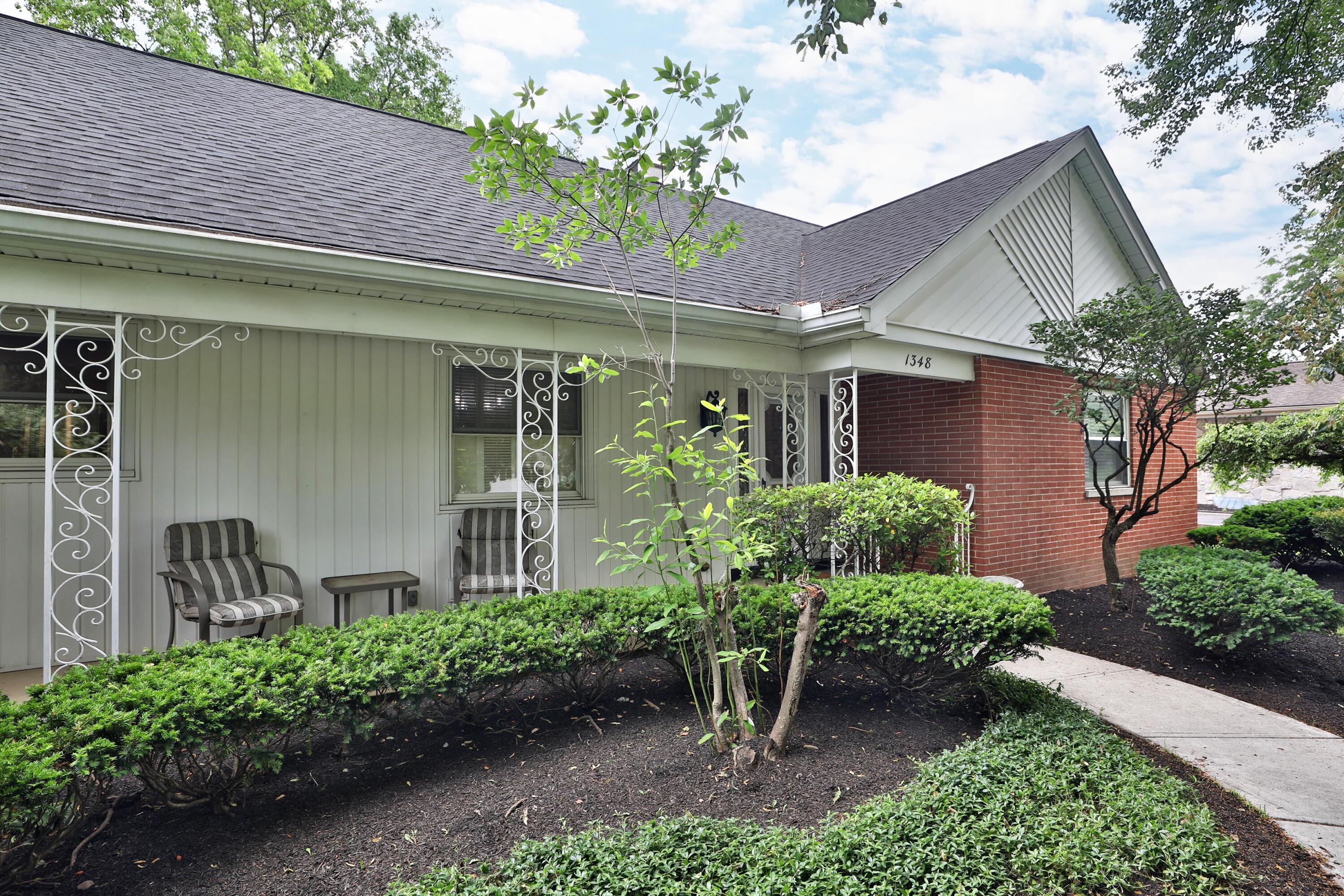 1348 Haddon Road Columbus, OH 43209 - Photo 2 of 71