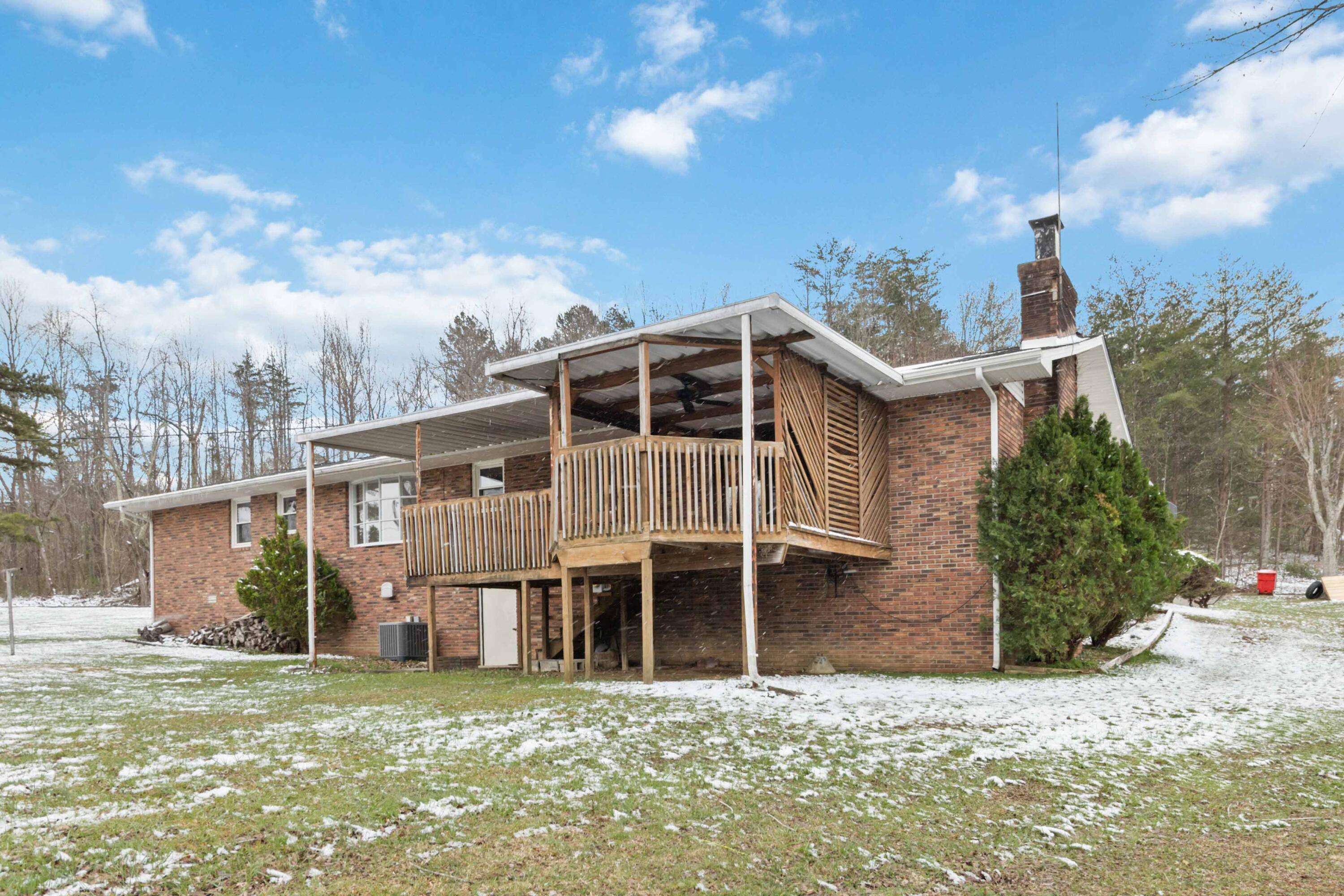1388 Oak Ridge Road Corbin, KY 40701 - Photo 55 of 59 049