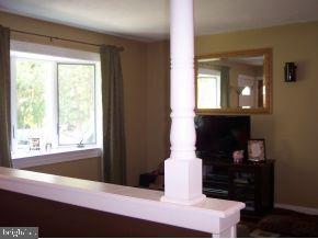 109 Captain Road Manahawkin, NJ 08050 - Photo 3 of 18