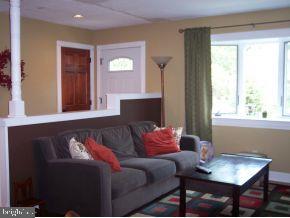 109 Captain Road Manahawkin, NJ 08050 - Photo 4 of 18