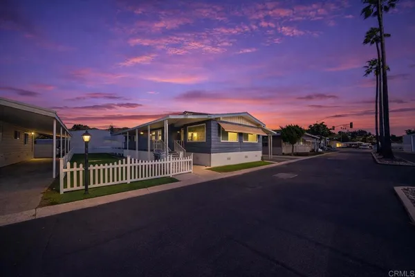 $299,999 | 2700 East Valley Parkway, Unit SPC 3, Escondido, CA 92027