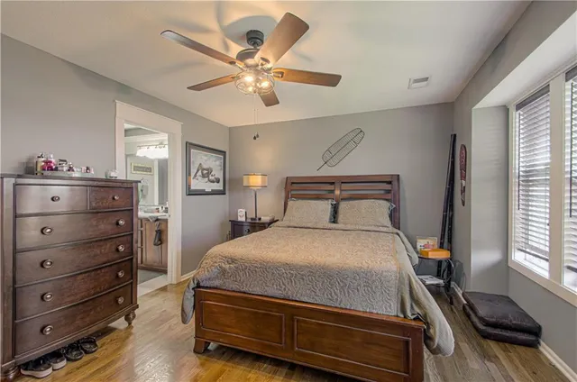 $375,000 | 2905 Gentry Park, Kansas City, MO 64116