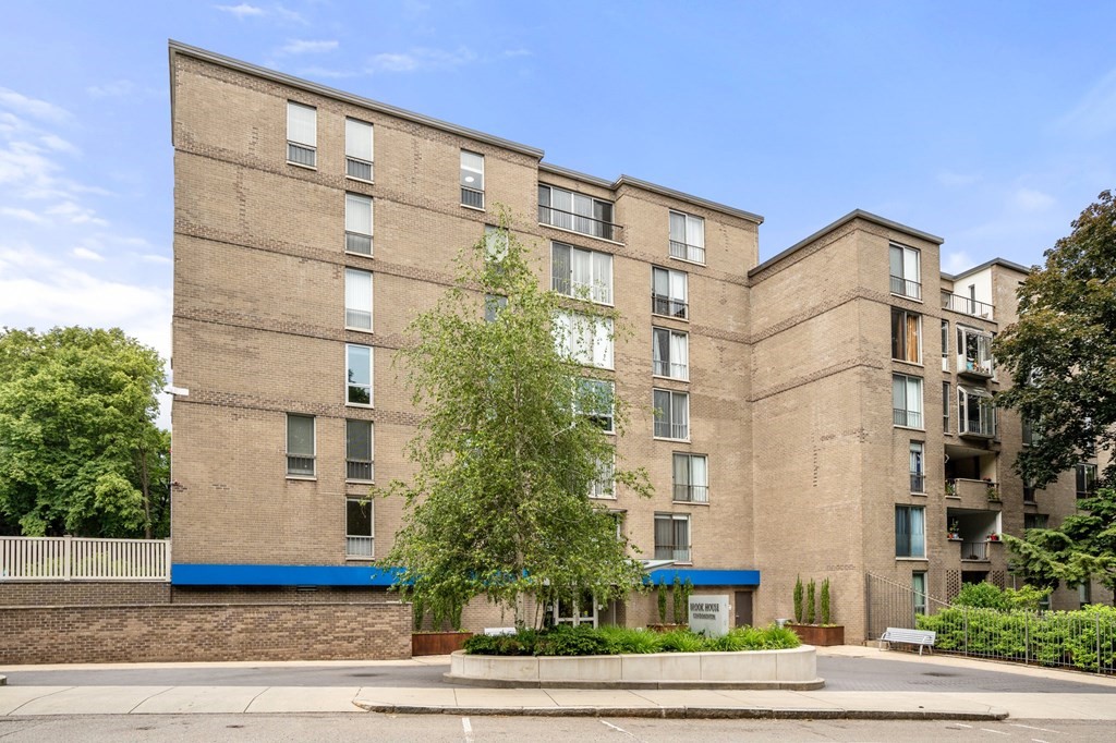 99 Pond Avenue, Unit D802, Brookline, MA 02445 Compass