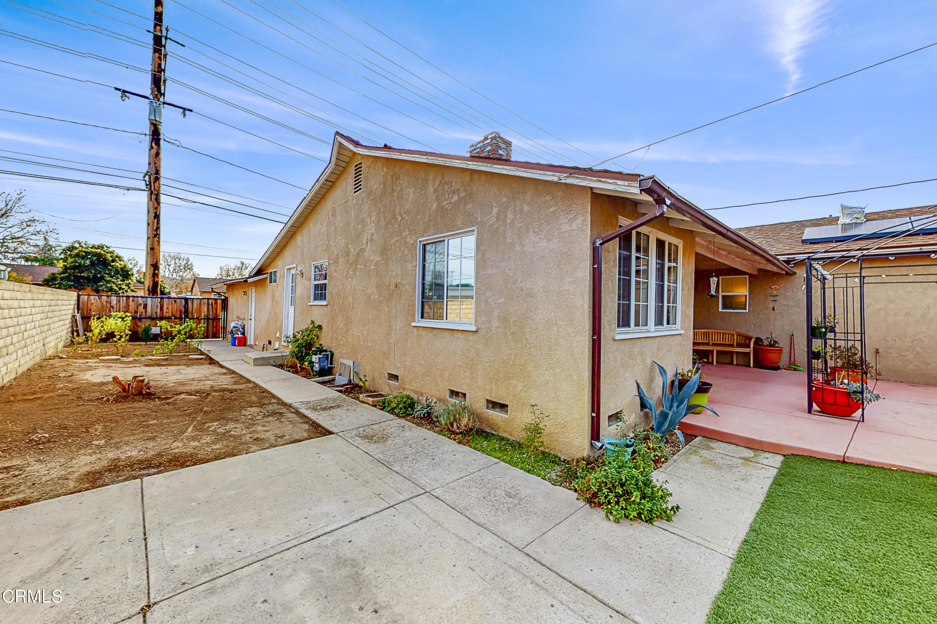 4147 Cochran Street Simi Valley, CA 93063 - Photo 47 of 58 Side Vegetation