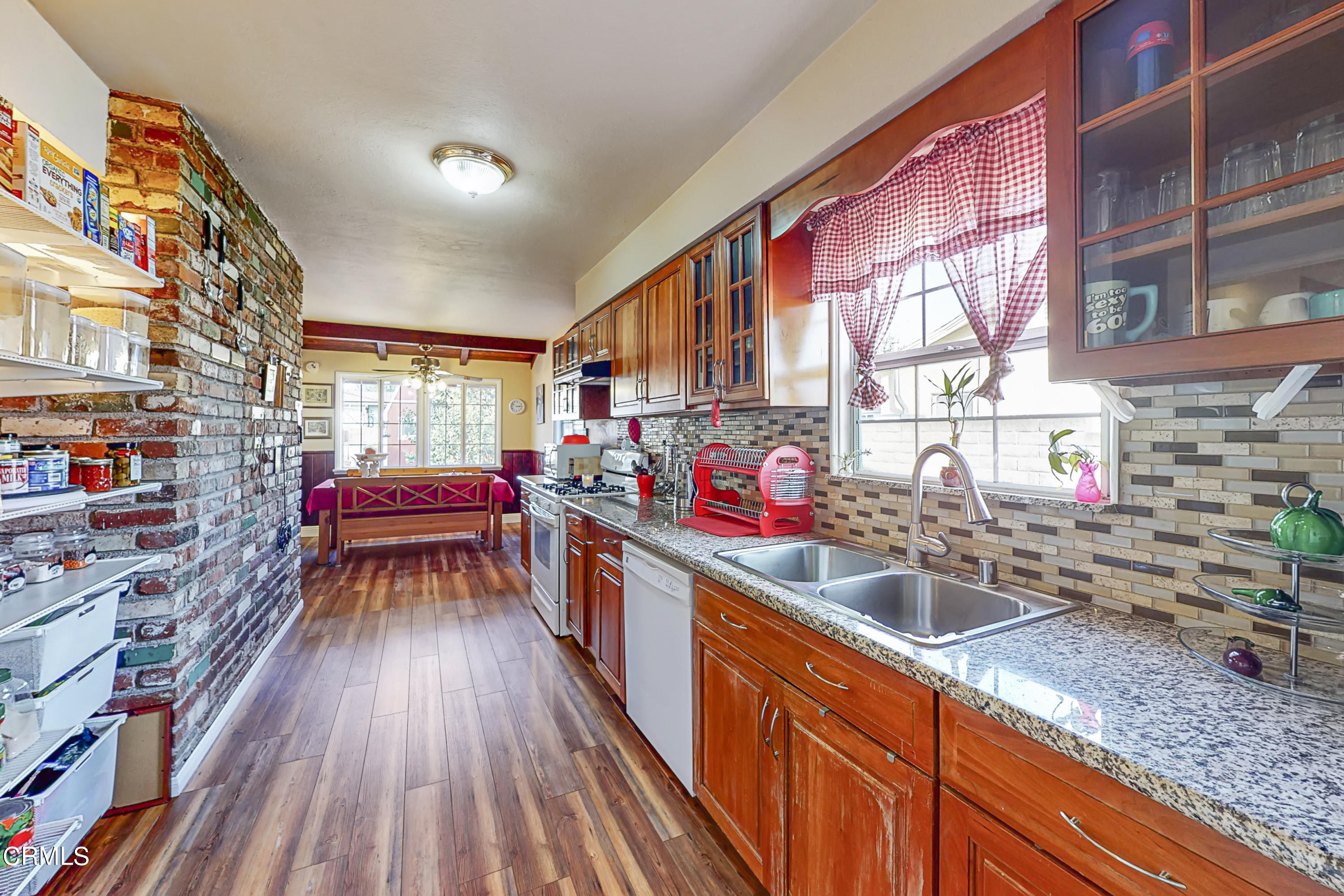 4147 Cochran Street Simi Valley, CA 93063 - Photo 8 of 58 Kitchen