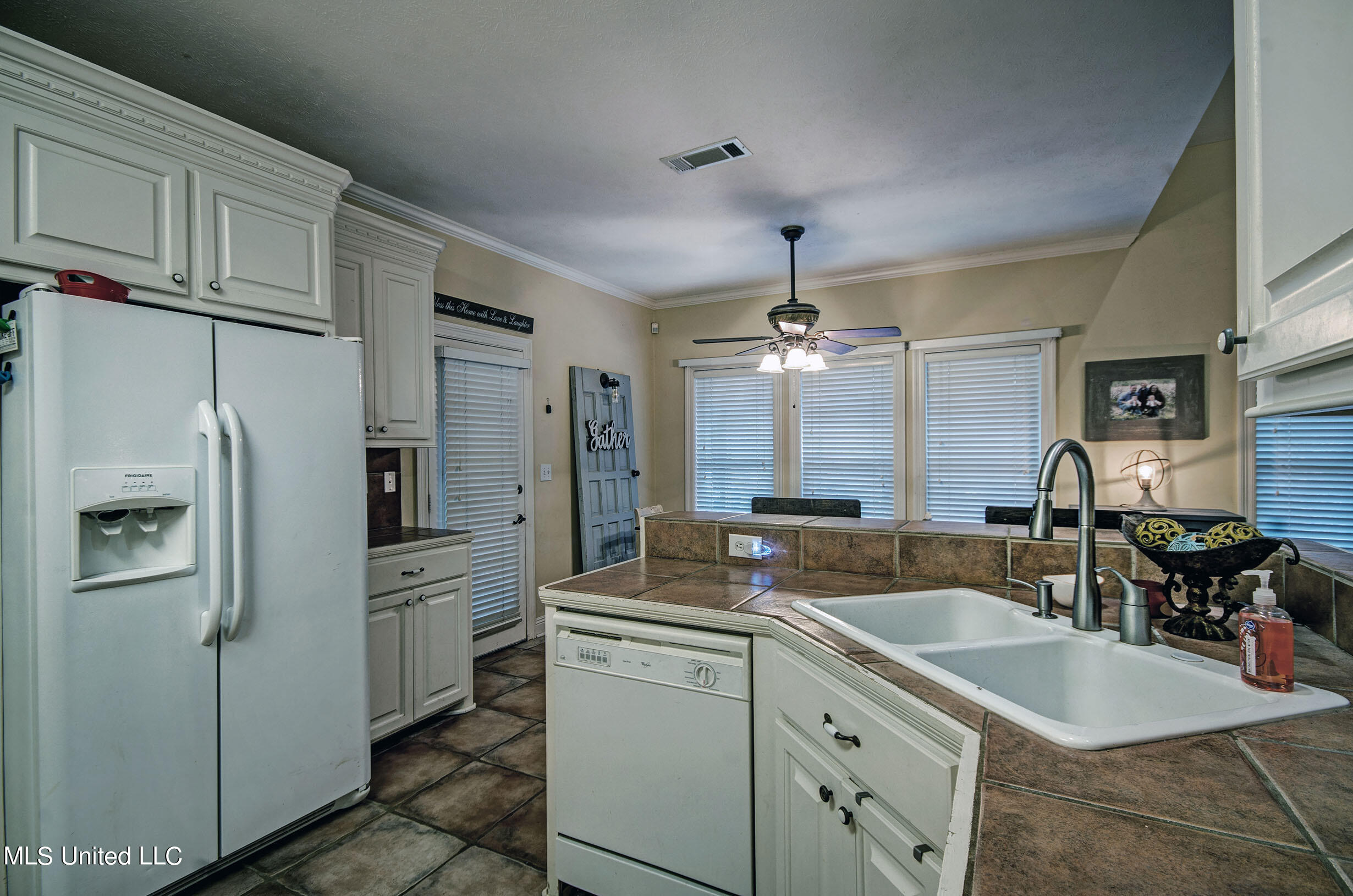 116 Pine Ridge Circle Brandon, MS 39047 - Photo 13 of 30 IMGP3447_8_9