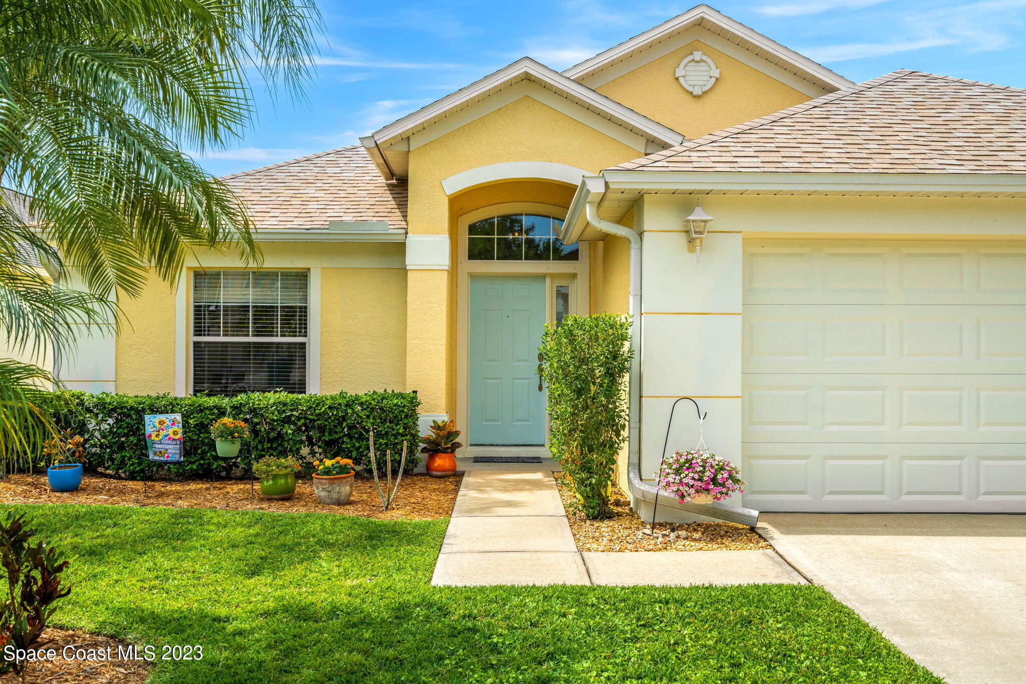 2463 Glasbern Circle Melbourne, FL 32904 - Photo 38 of 57 Front Views
