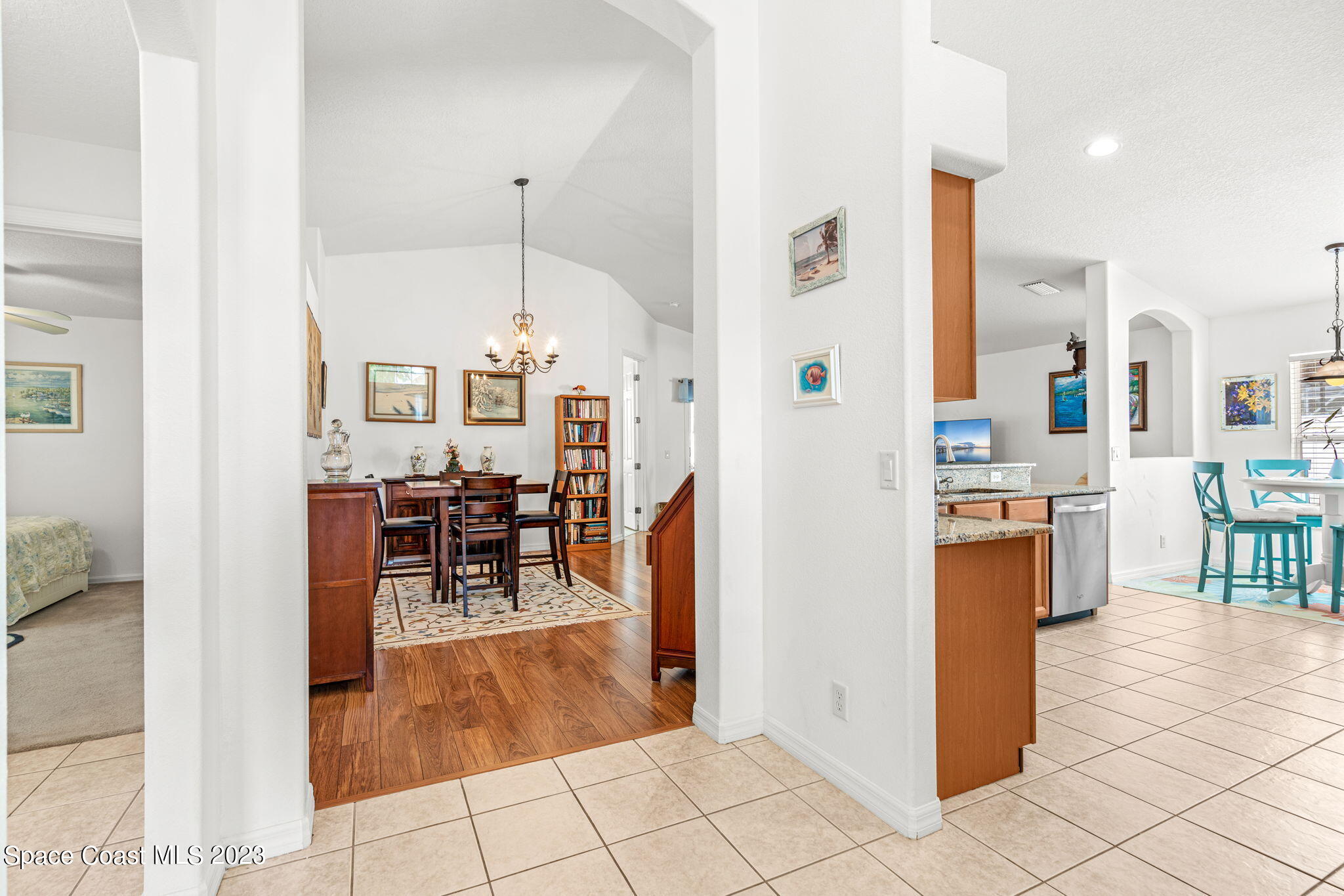 2463 Glasbern Circle Melbourne, FL 32904 - Photo 7 of 57 Foyer