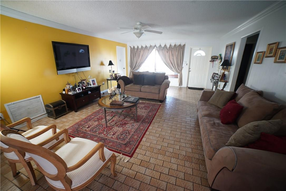 22617 Southwest 65th Way Boca Raton, FL 33428 - Photo 7 of 15 Photo 7