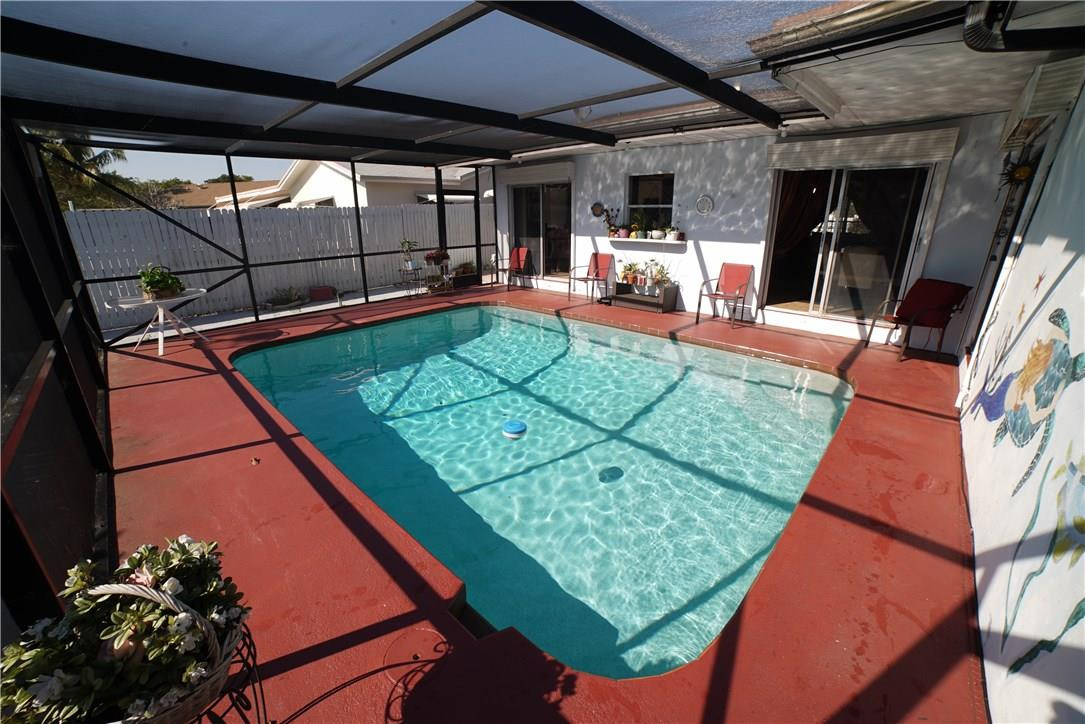 22617 Southwest 65th Way Boca Raton, FL 33428 - Photo 10 of 15 Photo 10