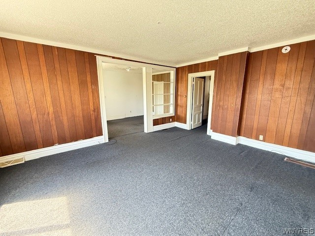 1816 Military Road, Unit 2 Tonawanda, NY 14217 - Photo 12 of 17 Living Room