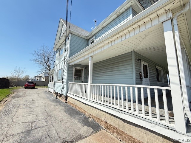 1816 Military Road, Unit 2 Tonawanda, NY 14217 - Photo 3 of 17 passing your front side porch