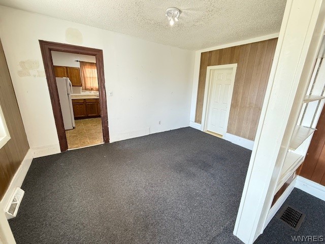 1816 Military Road, Unit 2 Tonawanda, NY 14217 - Photo 9 of 17 Dining Room