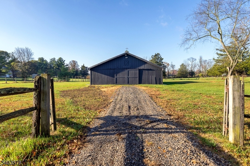 113 Cole Road Flemington, NJ 08822 - Photo 28 of 31 a view of a garden