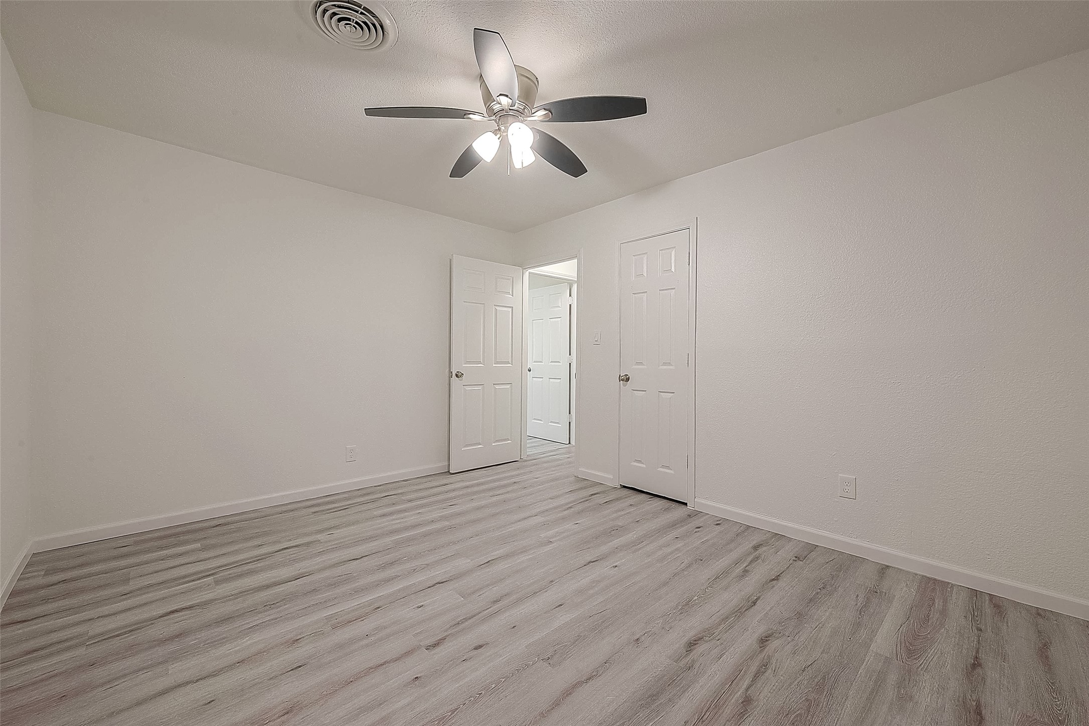 715 West 9th Street Freeport, TX 77541 - Photo 11 of 25