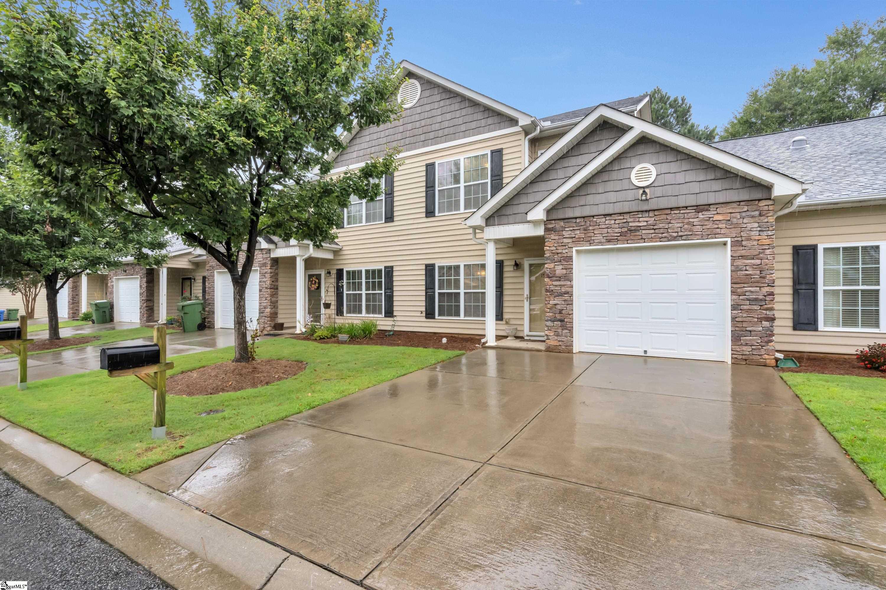 159 Trailside Lane Greenville, SC 29607 - Photo 2 of 18