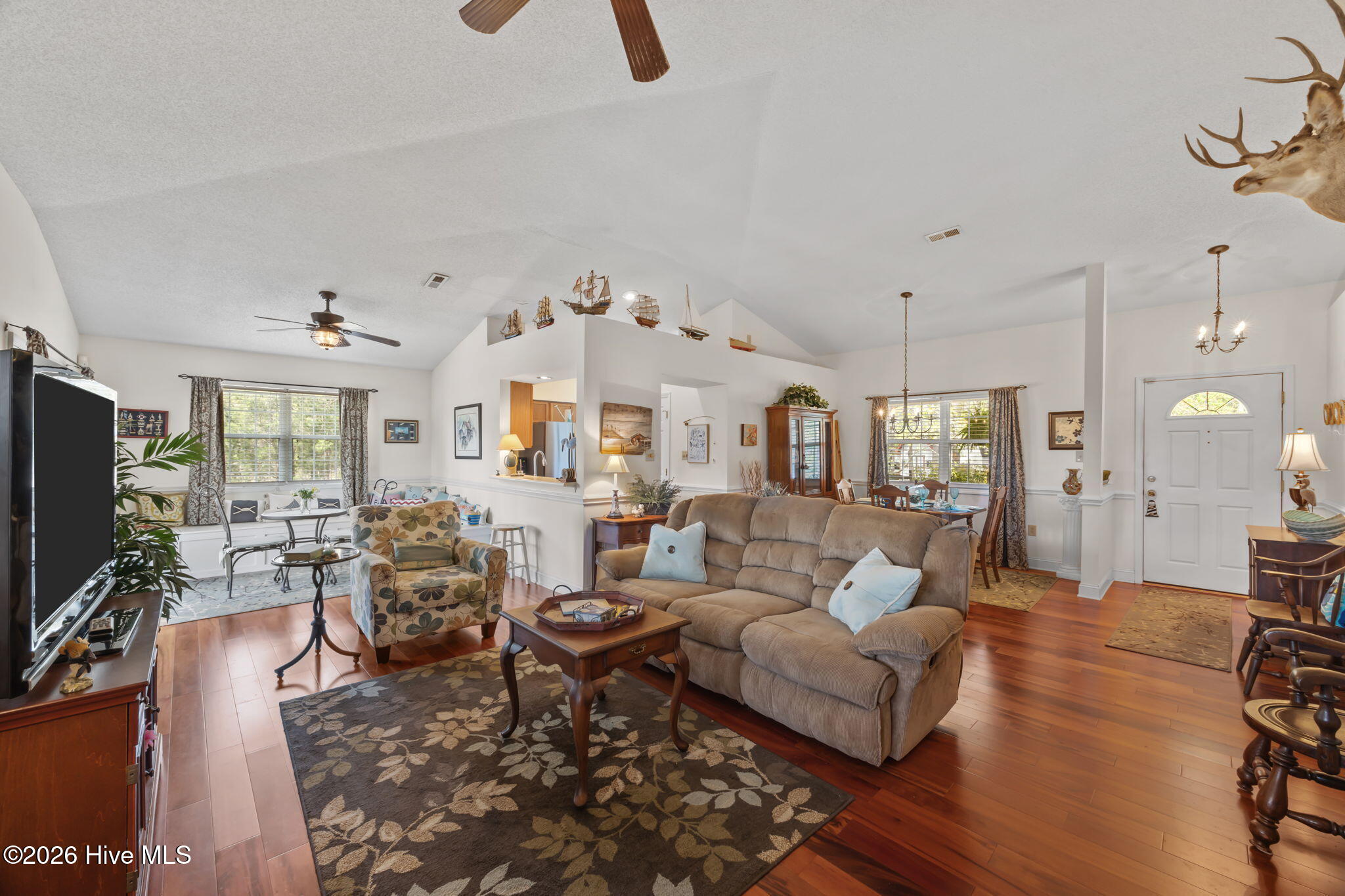 418 Spring Drive Aurora, NC 27806 - Photo 25 of 56 Living Rm