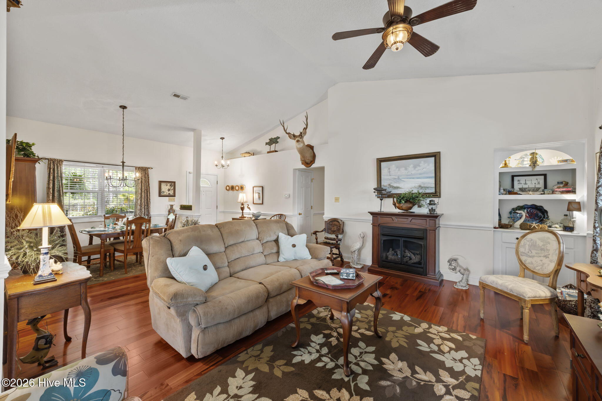 418 Spring Drive Aurora, NC 27806 - Photo 26 of 56 Living Rm