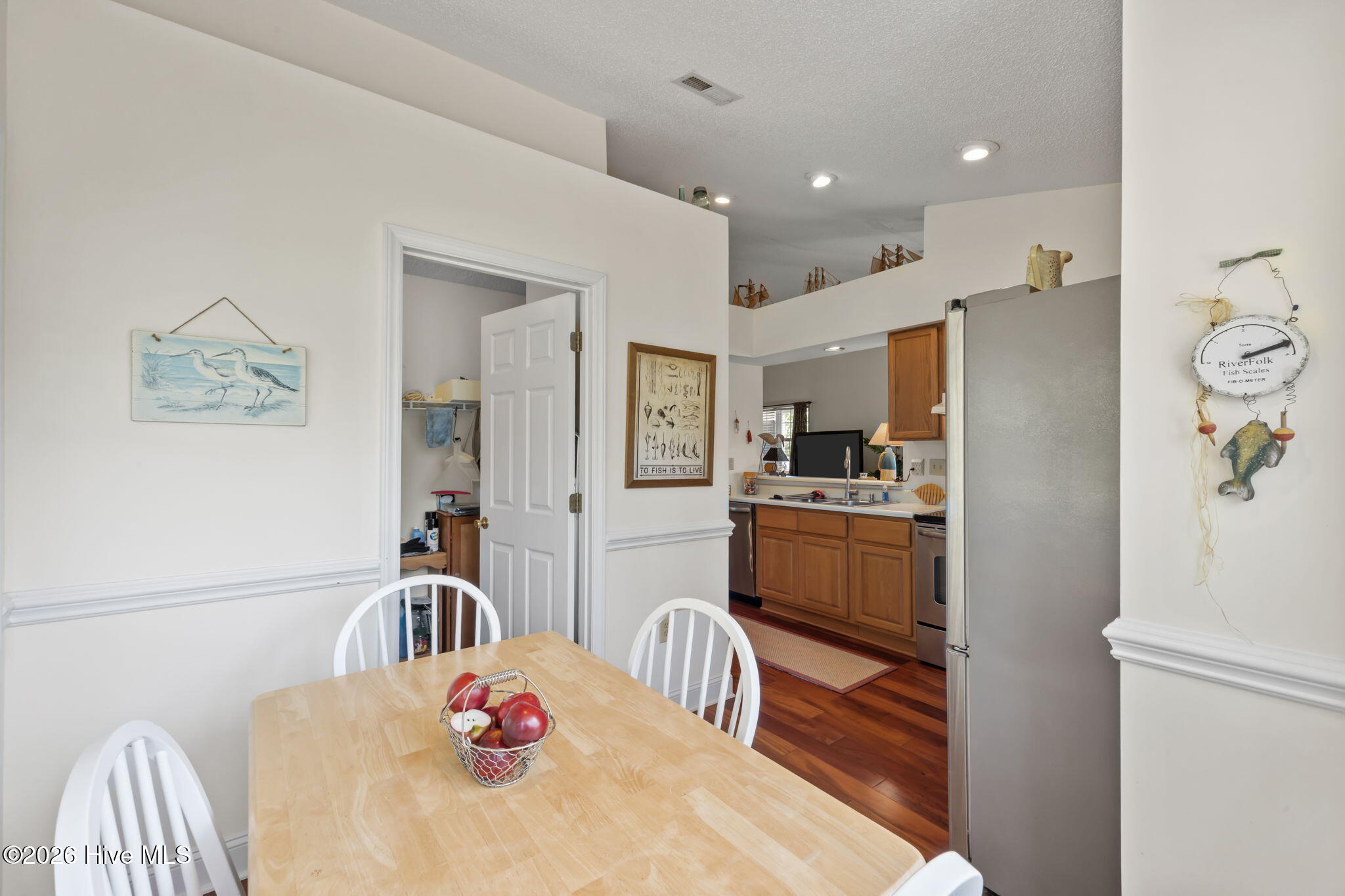 418 Spring Drive Aurora, NC 27806 - Photo 35 of 56 Eat-in Area of Kitchen