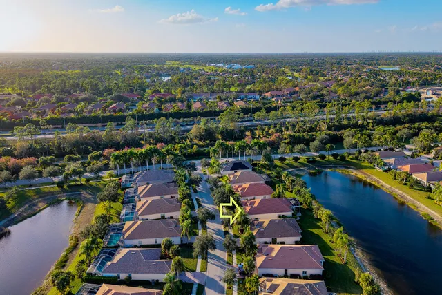 $725,000 | 8595 Palermo Court, Naples, FL 34114