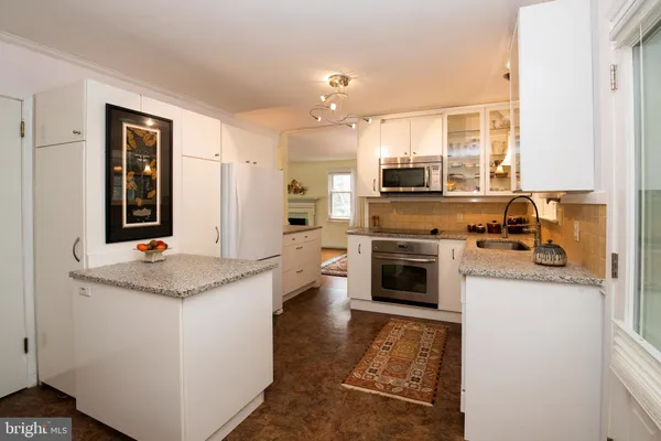 $700,000 | 1532 Mill Road, Jenkintown, PA 19046