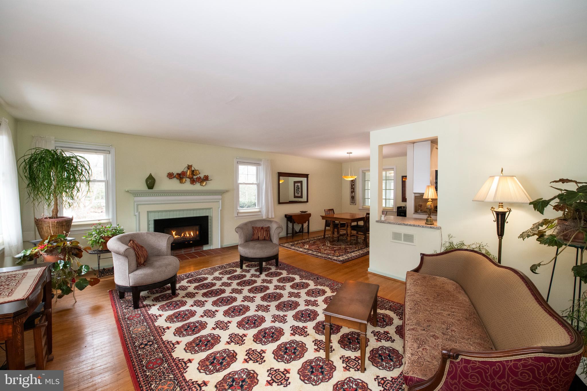 1532 Mill Road Jenkintown, PA 19046 - Photo 7 of 28 Spacious Living Room