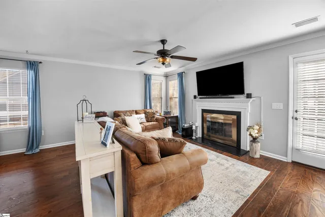 $365,000 | 14 South Penobscot Court, Simpsonville, SC 29681