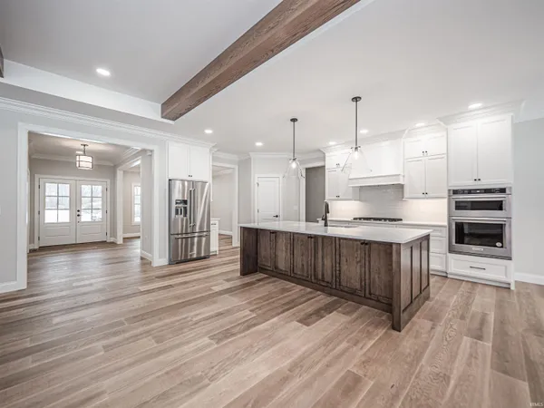 $1,085,000 | 4092 Cottonwood Drive, Boonville, IN 47601