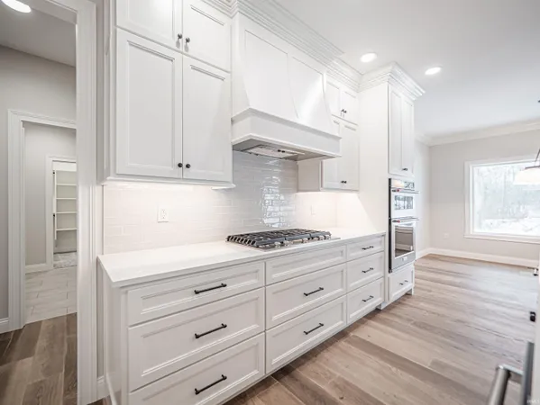 $1,085,000 | 4092 Cottonwood Drive, Boonville, IN 47601