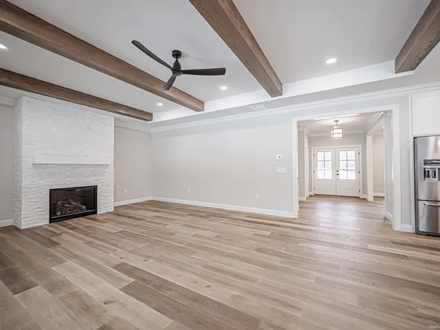 $1,085,000 | 4092 Cottonwood Drive, Boonville, IN 47601