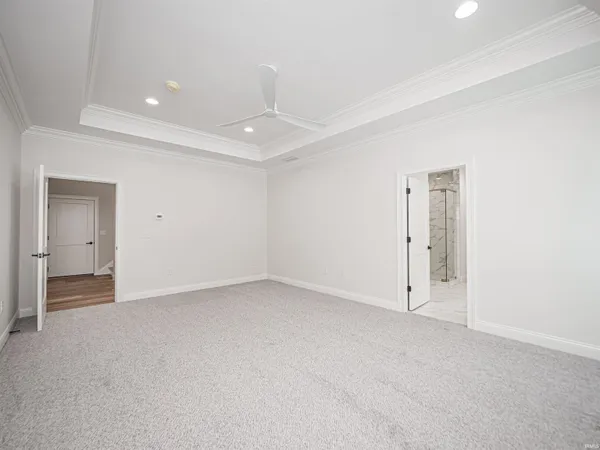 $1,085,000 | 4092 Cottonwood Drive, Boonville, IN 47601