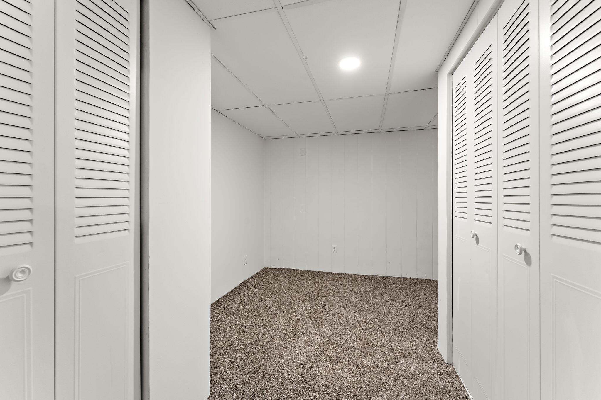 405 Judith Avenue Roseville, MN 55113 - Photo 28 of 33