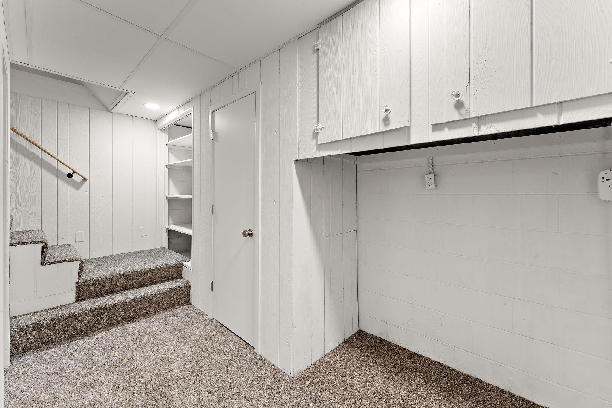 405 Judith Avenue Roseville, MN 55113 - Photo 31 of 33