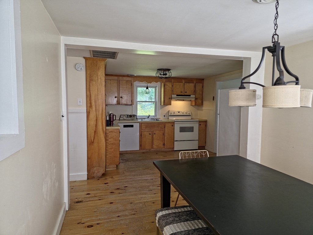 48 Sofia Road Stoughton, MA 02072 - Photo 13 of 32 Gallery Image 13
